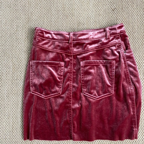 Forever 21 velvet skirt - Picture 3 of 3